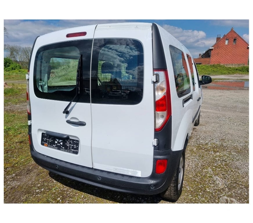 Véhicules commerciaux & utilitaires d'occasion Pont-de-Loup - Photos Vivastreet Renault Kangoo 2018 Double Cabine 86245KM 1.5dci 90cv EU6...