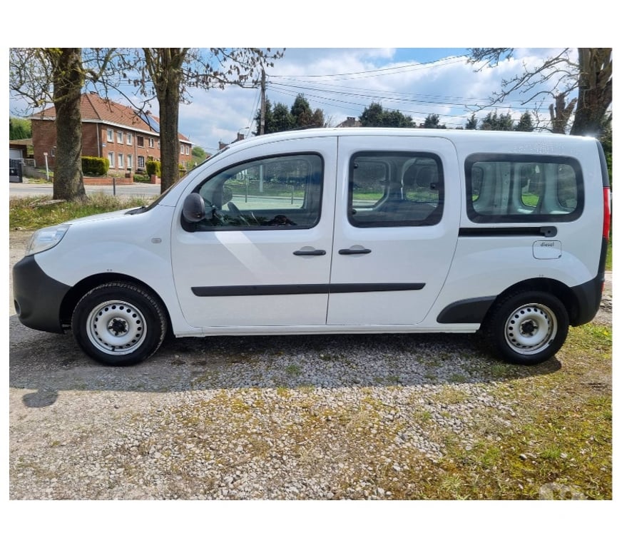 Véhicules commerciaux & utilitaires d'occasion Pont-de-Loup - Photos Vivastreet Renault Kangoo 2018 Double Cabine 86245KM 1.5dci 90cv EU6...