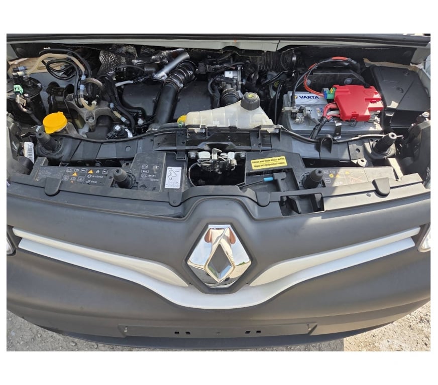 Véhicules commerciaux & utilitaires d'occasion Pont-de-Loup - Photos Vivastreet Renault Kangoo 2018 Double Cabine 86245KM 1.5dci 90cv EU6...