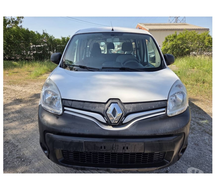 Véhicules commerciaux & utilitaires d'occasion Pont-de-Loup - Photos Vivastreet Renault Kangoo Maxi Double Cabine 81641km 1.5dci 90cv EURO6