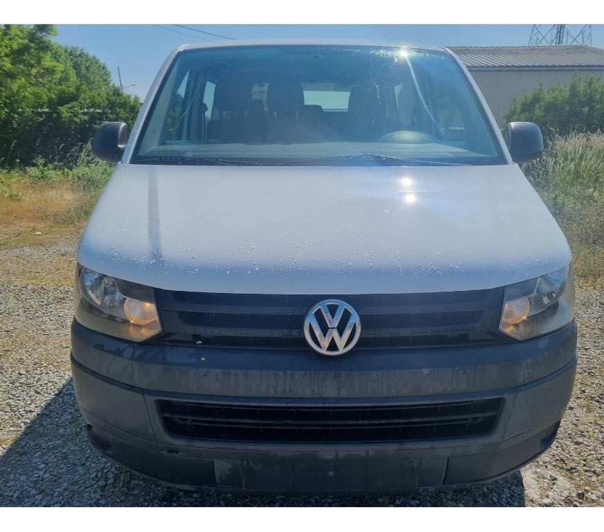 Véhicules commerciaux & utilitaires d'occasion Pont-de-Loup - Photos Vivastreet Vw Transporter T5 2012 double cabine 6places 2.0tdi 90cv..