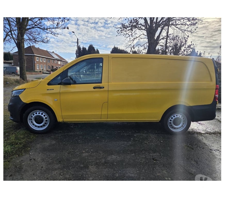Véhicules commerciaux & utilitaires d'occasion Pont-de-Loup - Photos Vivastreet Mercedes E Vito Maxi 12 2020 115cv 85kw Gps Ac caméra recul