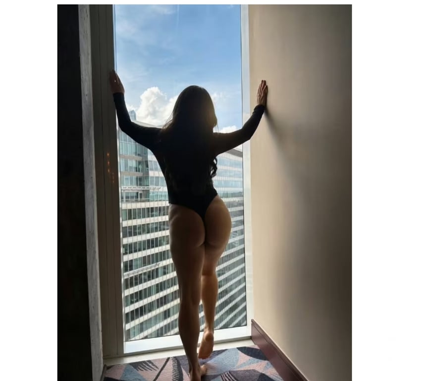 Escort Bruxelles (Brussels) Bruxelles-Centrum - Photos Vivastreet Vivi Karoll Hot Girl Brasil