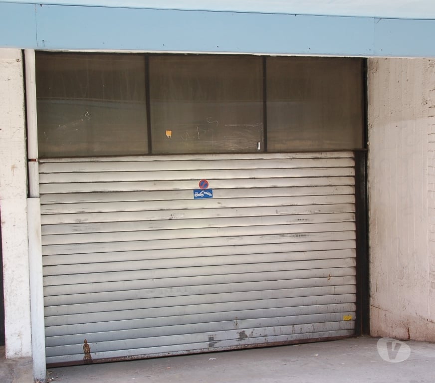 Location parking & garage Liège Liège-Centrum - Photos Vivastreet Garage fermé sécurisé à Liège