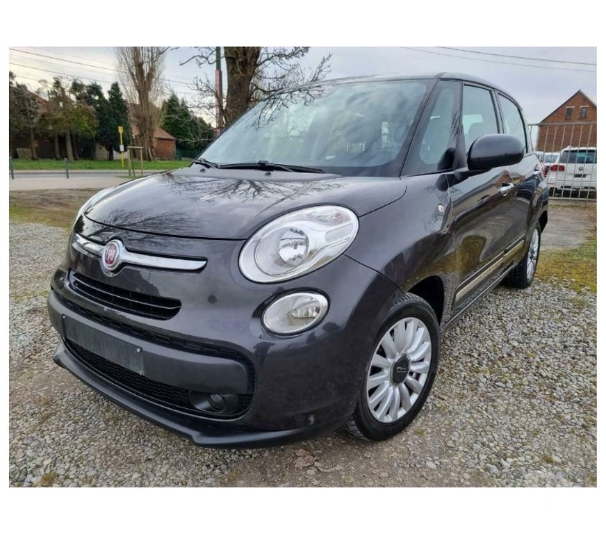 Voiture à vendre Pont-de-Loup - Photos Vivastreet Fiat 500L 2014 1.3JTD 85CV Airco Cruise control Grand écran