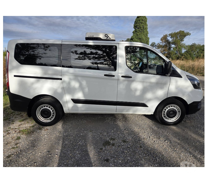 Véhicules commerciaux & utilitaires d'occasion Pont-de-Loup - Photos Vivastreet Ford Transit Custom 2020 9places Minibus 2.0tdci 110cv Airco
