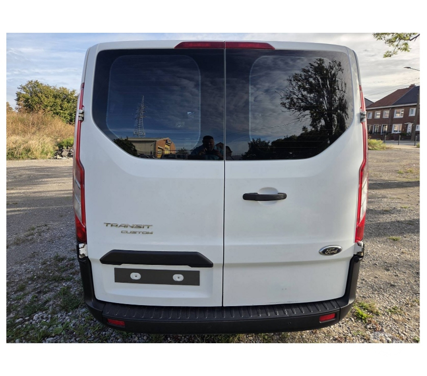 Véhicules commerciaux & utilitaires d'occasion Pont-de-Loup - Photos Vivastreet Ford Transit Custom 2020 9places Minibus 2.0tdci 110cv Airco