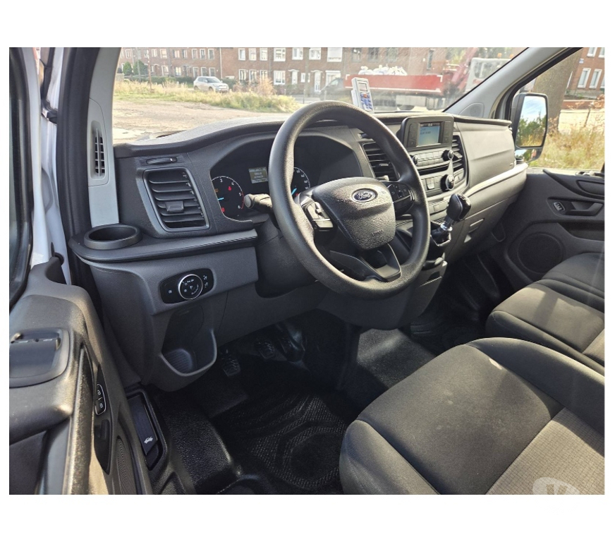 Véhicules commerciaux & utilitaires d'occasion Pont-de-Loup - Photos Vivastreet Ford Transit Custom 2020 9places Minibus 2.0tdci 110cv Airco