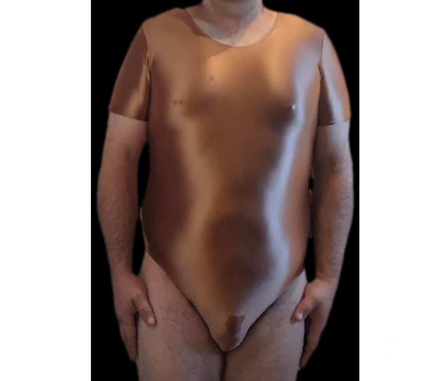 exhib Nassogne Charneu - Photos Vivastreet Je cherche une femme pour faire des câlins et caresse