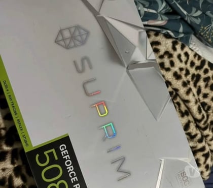 Informatique Cognelée Namur - Photos Vivastreet Carte graphique MSI GeForce RTX 5080 SUPRIM 16 Go – Neuve