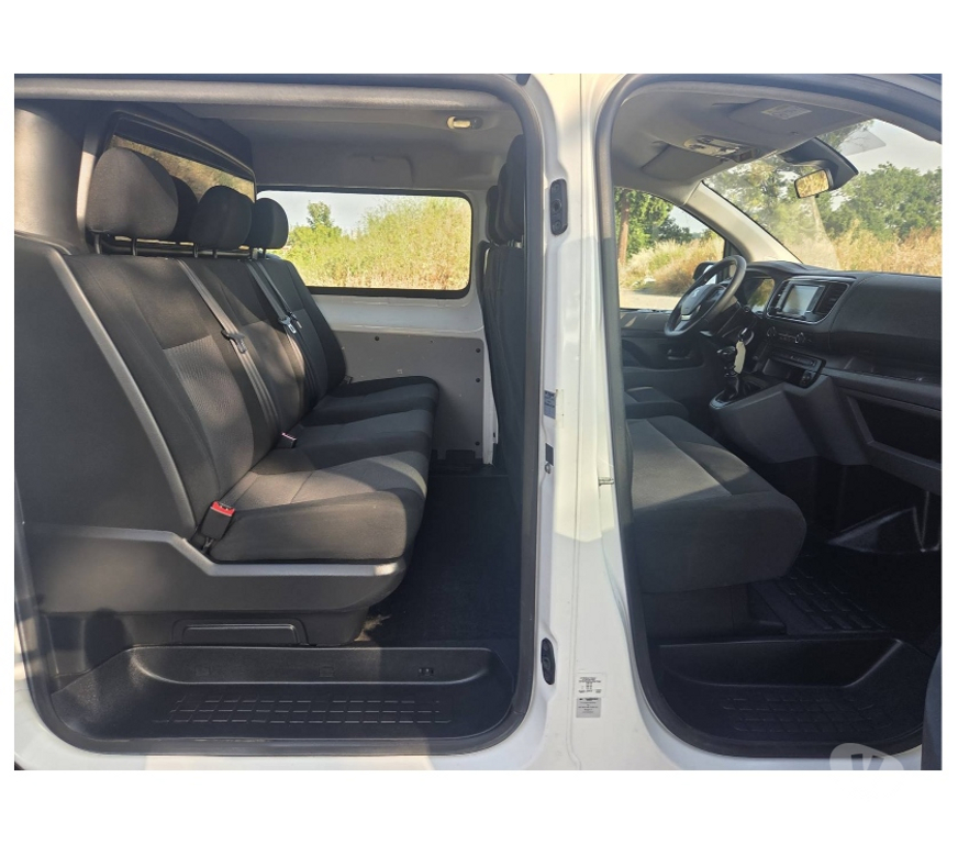 Véhicules commerciaux & utilitaires d'occasion Pont-de-Loup - Photos Vivastreet Peugeot Expert double cabine 6places 2.0hdi 125cv Gps Airco