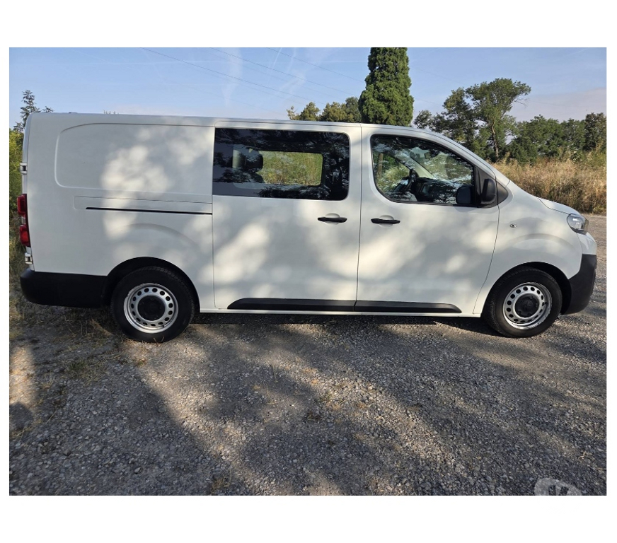 Véhicules commerciaux & utilitaires d'occasion Pont-de-Loup - Photos Vivastreet Peugeot Expert double cabine 6places 2.0hdi 125cv Gps Airco