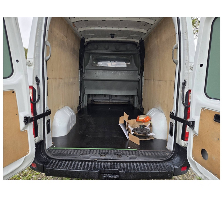 Véhicules commerciaux & utilitaires d'occasion Pont-de-Loup - Photos Vivastreet Renault Master L3h2 Double Cabine 7places 2.3dci 145cv Airco