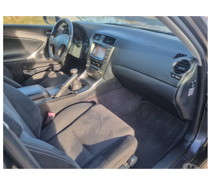 Voiture à vendre Pont-de-Loup - Photos Vivastreet Lexus is220d 177cv 130kw 6v Gps, Airco, Cruise, Jante alu...