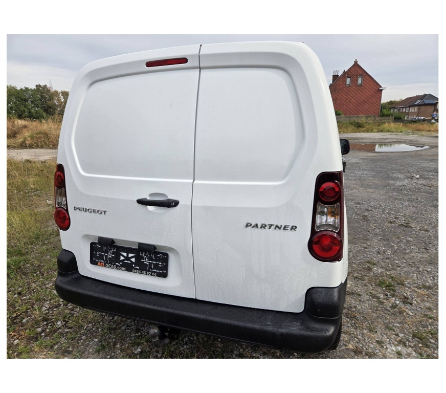 Véhicules commerciaux & utilitaires d'occasion Pont-de-Loup - Photos Vivastreet Peugeot Partner Utilitaire 2018 3places 1.6hdi 100cv euro6