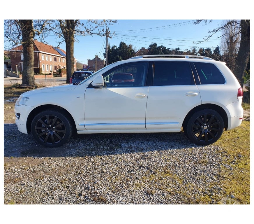 Voiture à vendre Pont-de-Loup - Photos Vivastreet Vw Touareg Rline 5.0Tdi v10 313cv boîte auto Gps Cuir