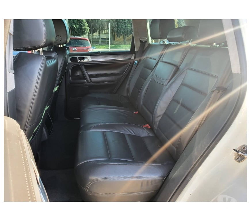 Voiture à vendre Pont-de-Loup - Photos Vivastreet Vw Touareg Rline 5.0Tdi v10 313cv boîte auto Gps Cuir