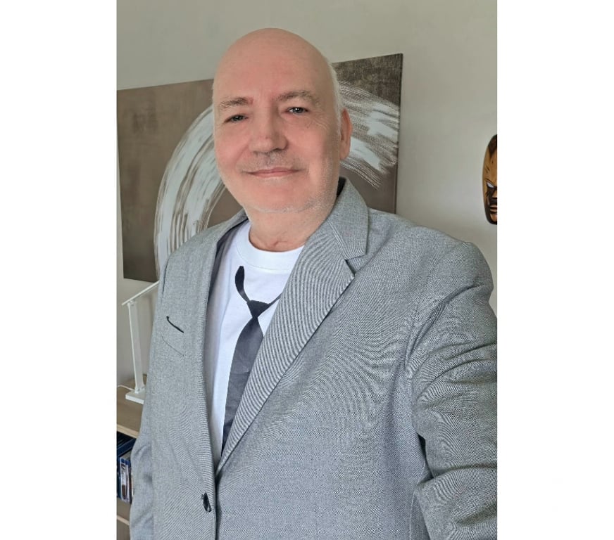 Gay Andenne - Photos Vivastreet A la recherche d'un homme actif.