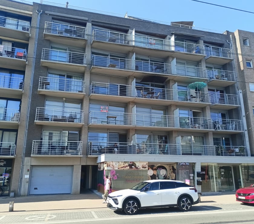 Appartement a vendre Coxyde - Photos Vivastreet Bel appartement avec 2 chambres à 200 mètres de la mer
