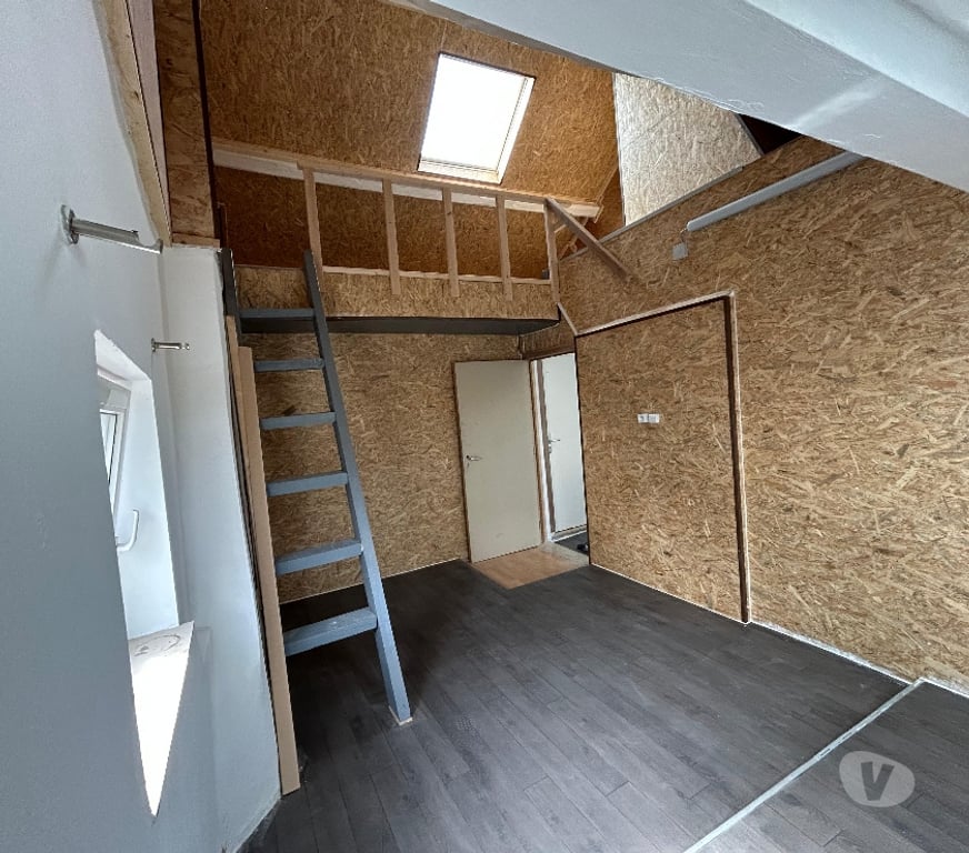 Annonce maison Liège Liège-Centrum - Photos Vivastreet Maison de commerce 3 façades – 5 ch
