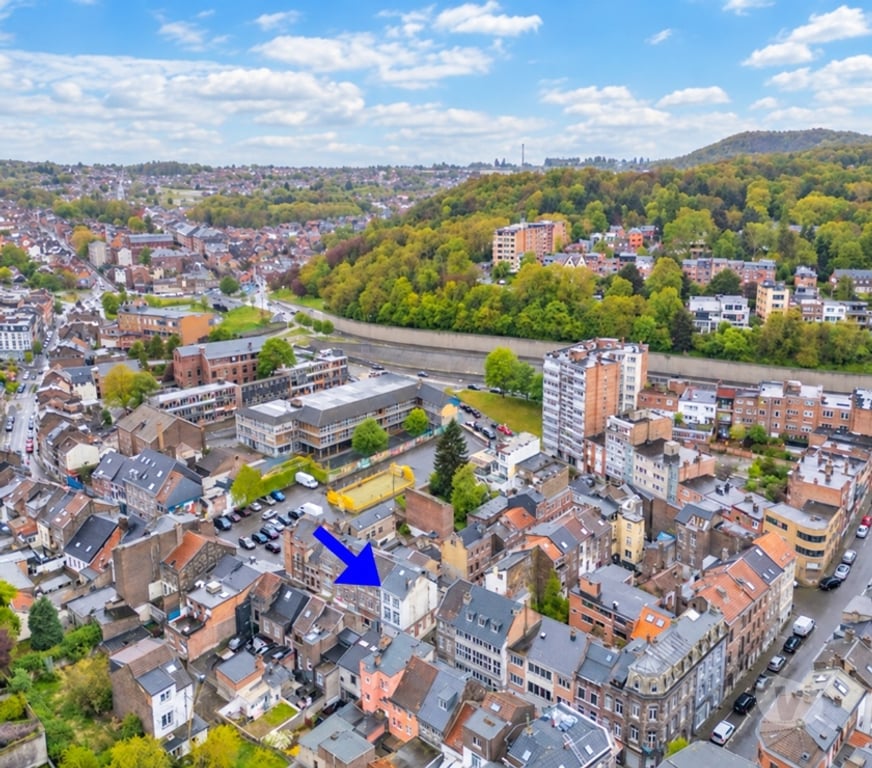 Annonce maison Liège Liège-Centrum - Photos Vivastreet Maison de commerce 3 façades – 5 ch