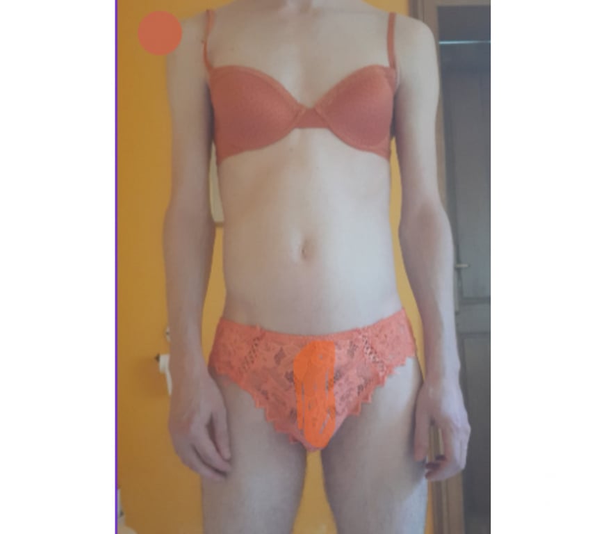 Gay Arlon Autelbas - Photos Vivastreet jh en lingerie.