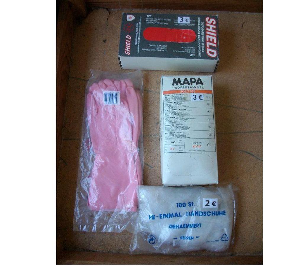 Ameublement & art de la table Bas-Rhin Bouxwiller - 67330 - Photos Vivastreet Gants de Ménage ou latex Cuisine-Neufs