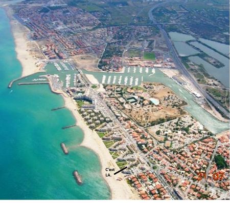 location saisonniere Pyrénées-Orientales Le Barcares - 66420 - Photos Vivastreet FACE MER - PARKING