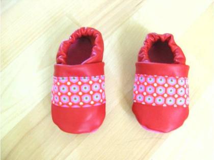 Equipements bébés Ardoix Ardèche - Photos Vivastreet Paire de chaussons en cuir 1er âge (Neuve)