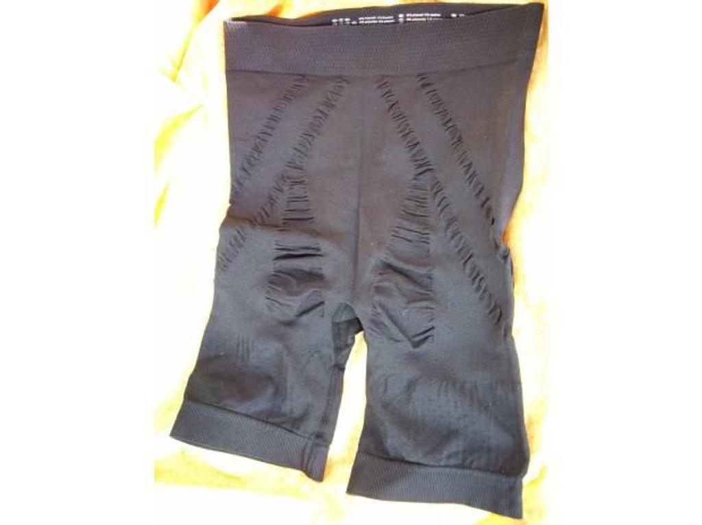 Vêtements occasion Bas-Rhin Bouxwiller - 67330 - Photos Vivastreet PANTY "Galbe des formes" Taille S