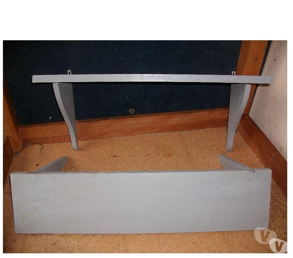 Ameublement & art de la table Bas-Rhin Bouxwiller - 67330 - Photos Vivastreet Etagères simples en bois à 0,80 € et 1,50 €