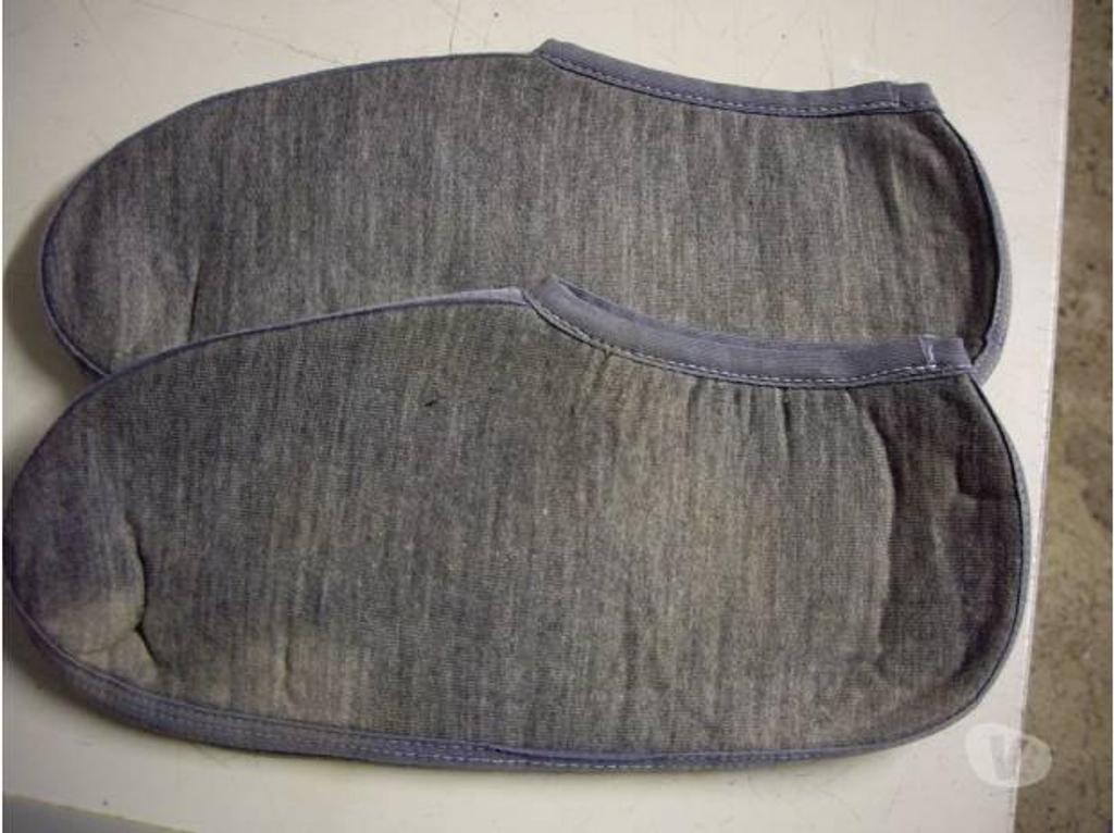 Vêtements occasion Bas-Rhin Bouxwiller - 67330 - Photos Vivastreet Chaussons et Chaussettes pour Chaussures et Bottes