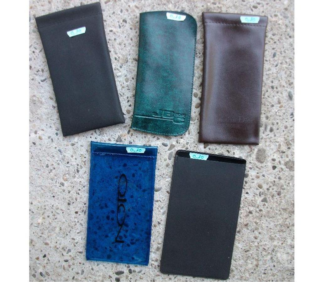 Accessoires - Bagagerie Bas-Rhin Bouxwiller - 67330 - Photos Vivastreet Etuis et Attaches-Lunettes -Neufs