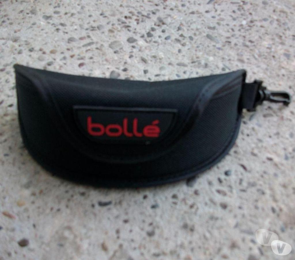 Accessoires - Bagagerie Bas-Rhin Bouxwiller - 67330 - Photos Vivastreet Etuis et Attaches-Lunettes -Neufs