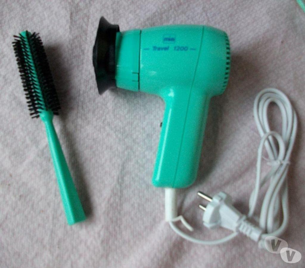 Beauté - Santé Bas-Rhin Bouxwiller - 67330 - Photos Vivastreet Sèche-Cheveux de voyage en pochette-Neuf à 2 €