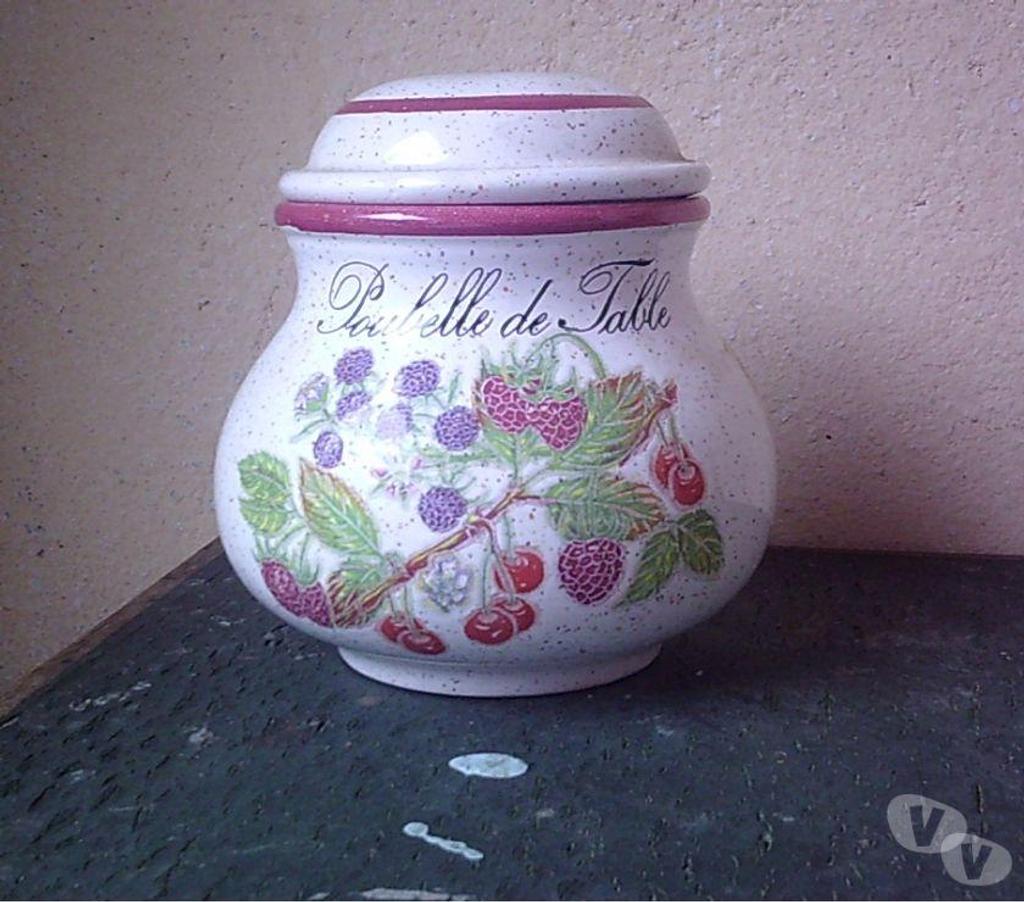 Ameublement & art de la table Bas-Rhin Bouxwiller - 67330 - Photos Vivastreet Poubelles de Table et Pots culinaires en verre