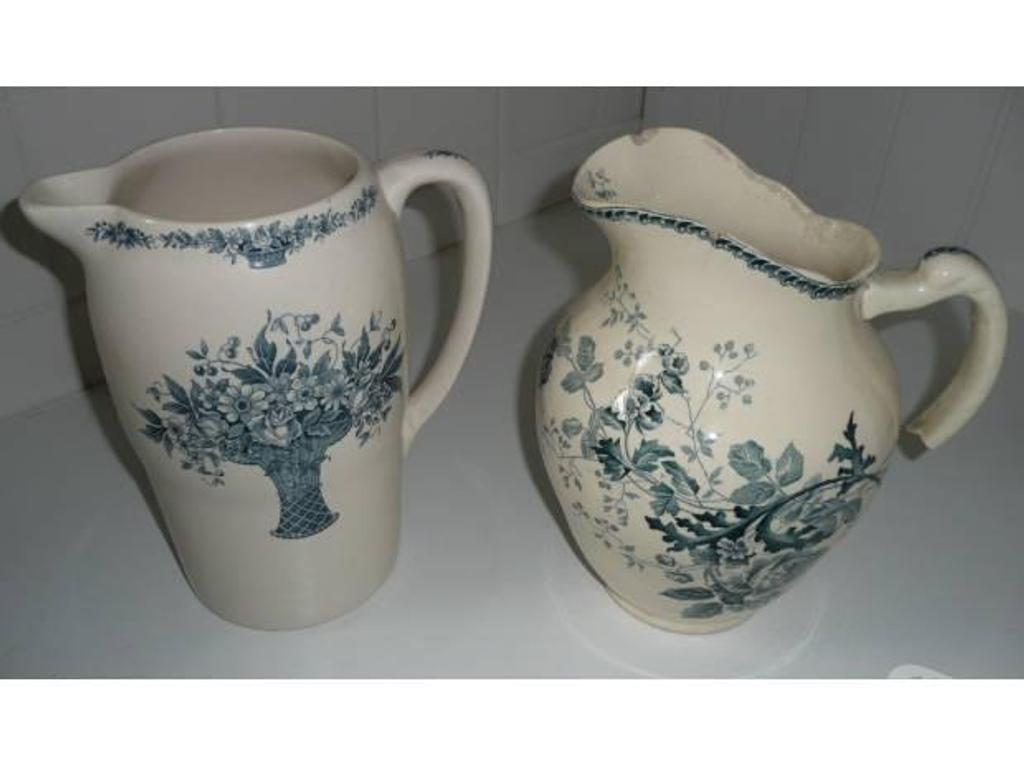 Décoration - art Seine-et-Marne Meaux - 77100 - Photos Vivastreet BROCS DE TOILETTE ANCIENS FAIENCE