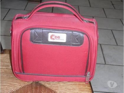 Accessoires & Bagagerie Le Teilleul Manche - Photos Vivastreet vanity de voyage en tissus rouge