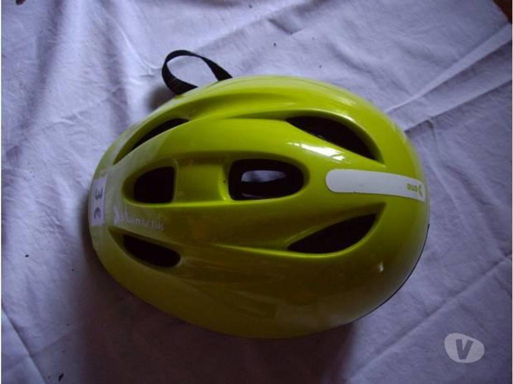 Matériel de sport Bas-Rhin Bouxwiller - 67330 - Photos Vivastreet Cyclisme & Vélo (casque, gourde, pochette porte-plans...)