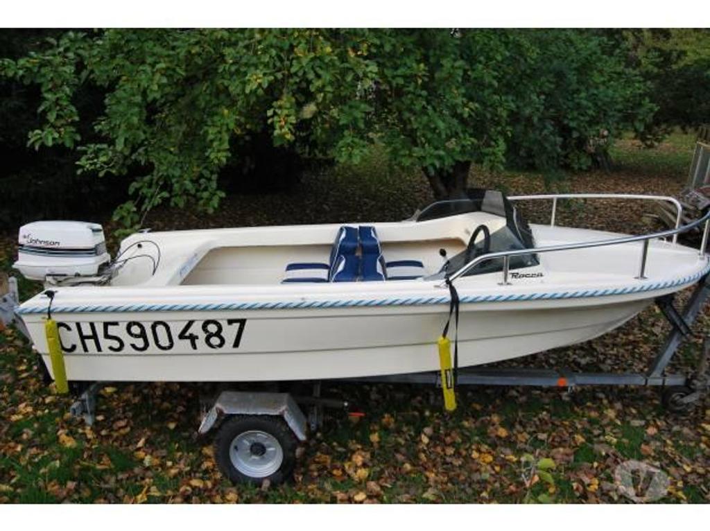 Bateaux à moteur Ille-et-Vilaine St Malo - 35400 - Photos Vivastreet Bateau Rocca Tropic