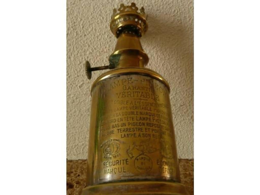 Collection Seine-et-Marne Meaux - 77100 - Photos Vivastreet LAMPE PIGEON ANCIENNE