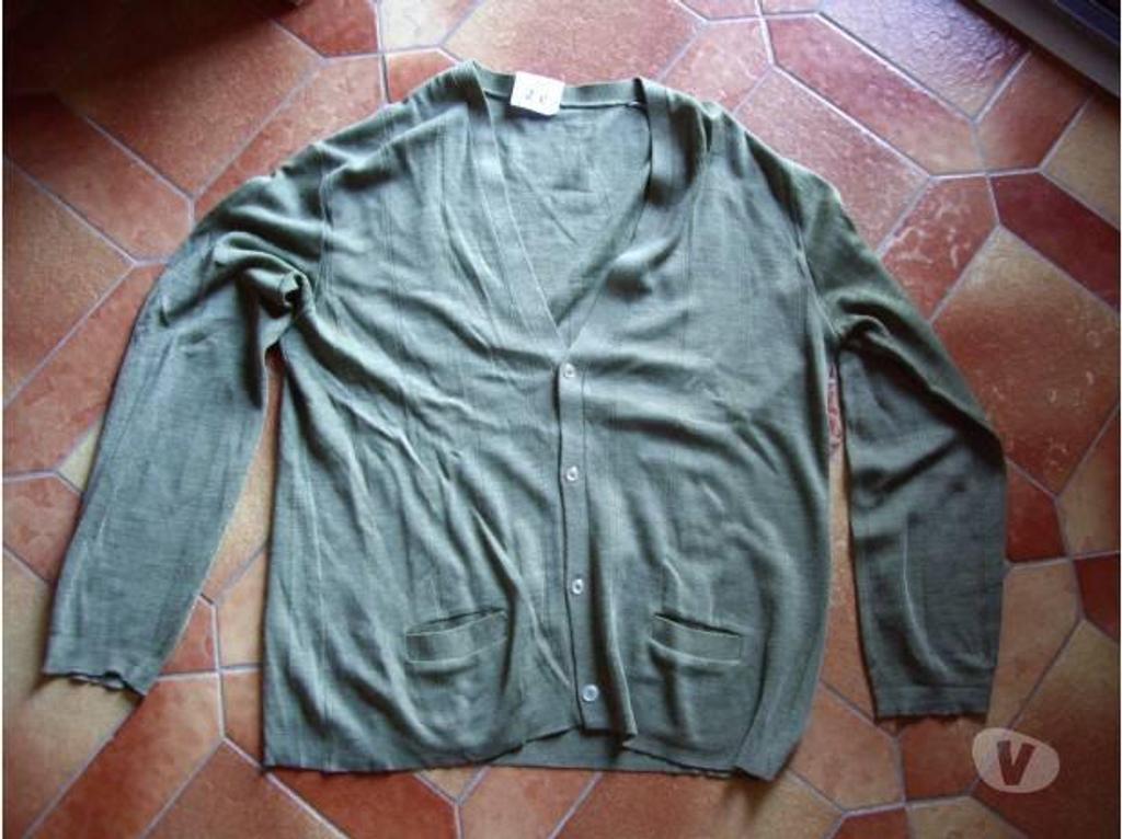 Vêtements occasion Bas-Rhin Bouxwiller - 67330 - Photos Vivastreet Gilets Homme Taille M + Taille 3 et 4 à 2 €
