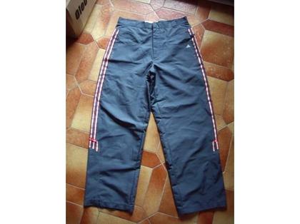 Vêtements occasion Bouxwiller Bas-Rhin - Photos Vivastreet Pantalon Gris Adidas Taille M