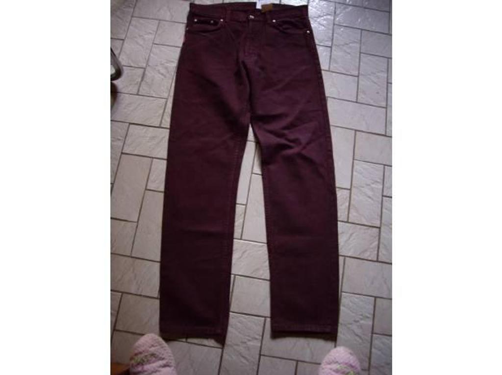 Vêtements occasion Bas-Rhin Bouxwiller - 67330 - Photos Vivastreet Pantalons JEANS Homme Taille 42 à 3 €