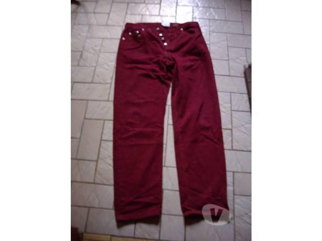 Vêtements occasion Bas-Rhin Bouxwiller - 67330 - Photos Vivastreet Pantalons JEANS Homme T.44 + T.46