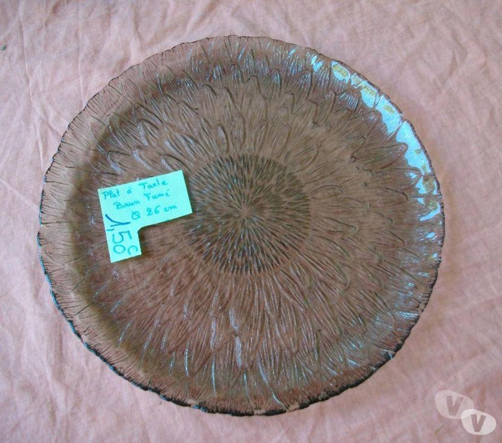 Ameublement & art de la table Bas-Rhin Bouxwiller - 67330 - Photos Vivastreet Divers Plats à Tarte Ronds-Neufs de 1,50 € à 5 €