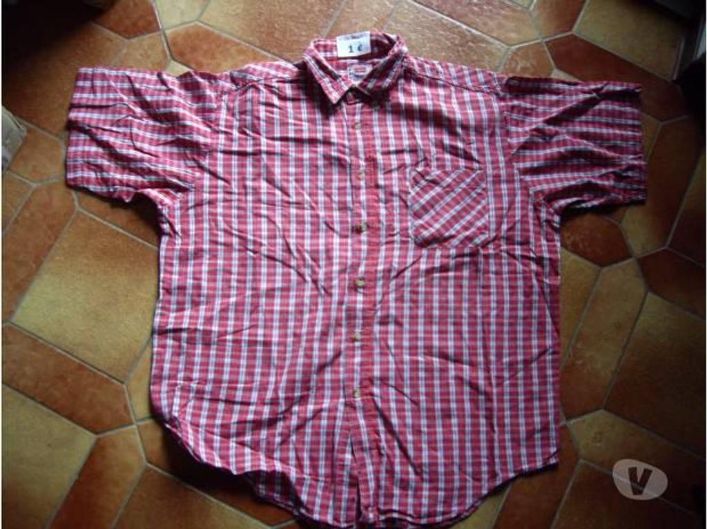 Vêtements occasion Bas-Rhin Bouxwiller - 67330 - Photos Vivastreet Chemises Homme manches courtes T43-44 ou TXL à 1 €