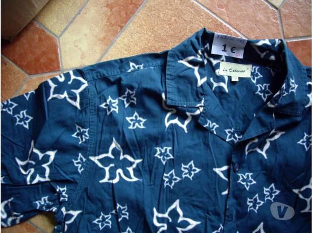 Vêtements occasion Bas-Rhin Bouxwiller - 67330 - Photos Vivastreet Chemises Homme manches courtes T43-44 ou TXL à 1 €