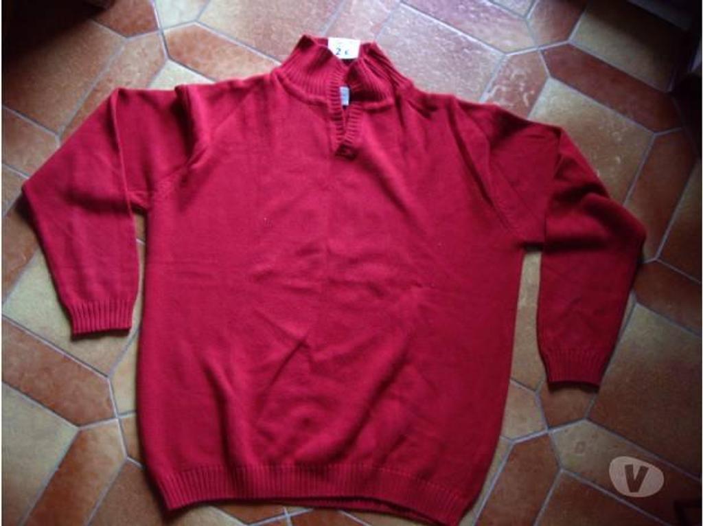 Vêtements occasion Bas-Rhin Bouxwiller - 67330 - Photos Vivastreet PULLS Homme Taille 5 à 2 €