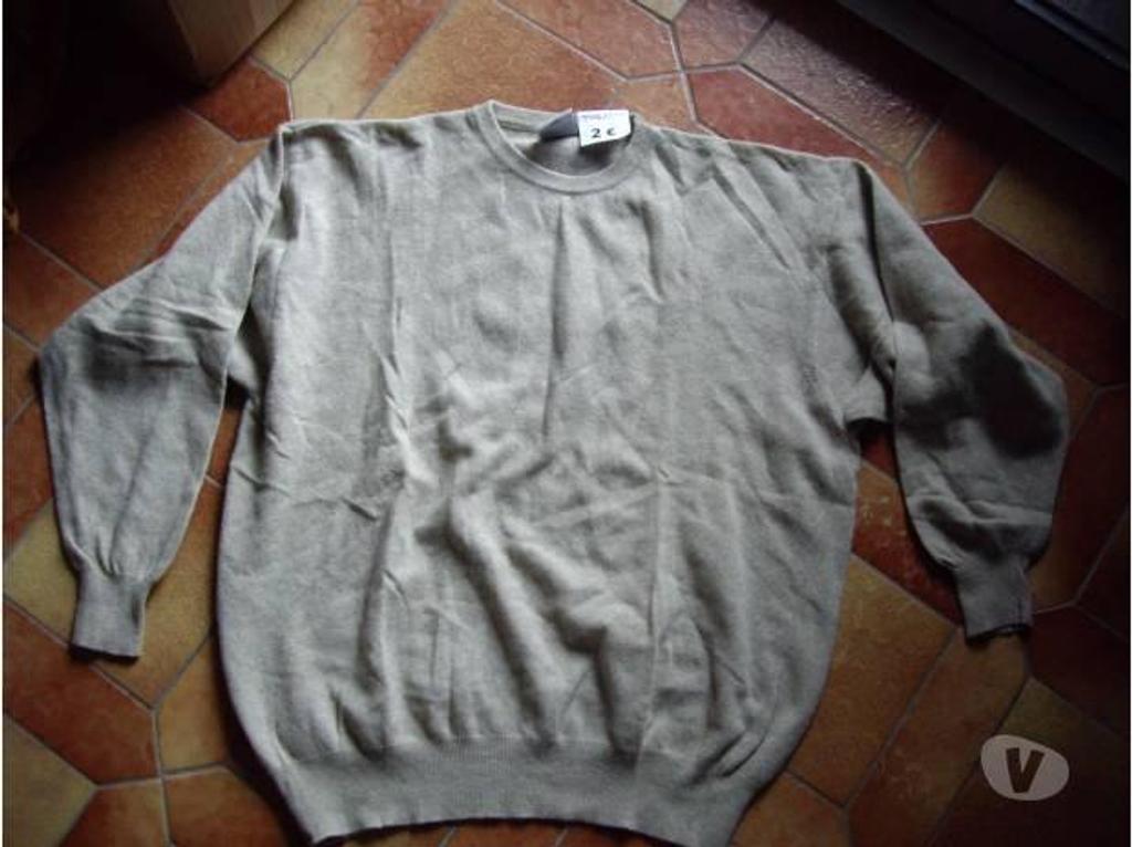 Vêtements occasion Bas-Rhin Bouxwiller - 67330 - Photos Vivastreet PULLS Homme T.54-56 à T.56-58 à 2 €